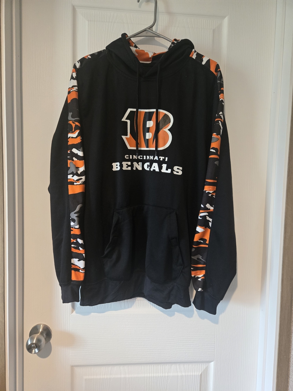 NFL Cincinnati Bengals Black Crewneck Sweatshirt with Orange Accents